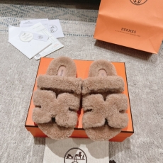 Hermes Slippers